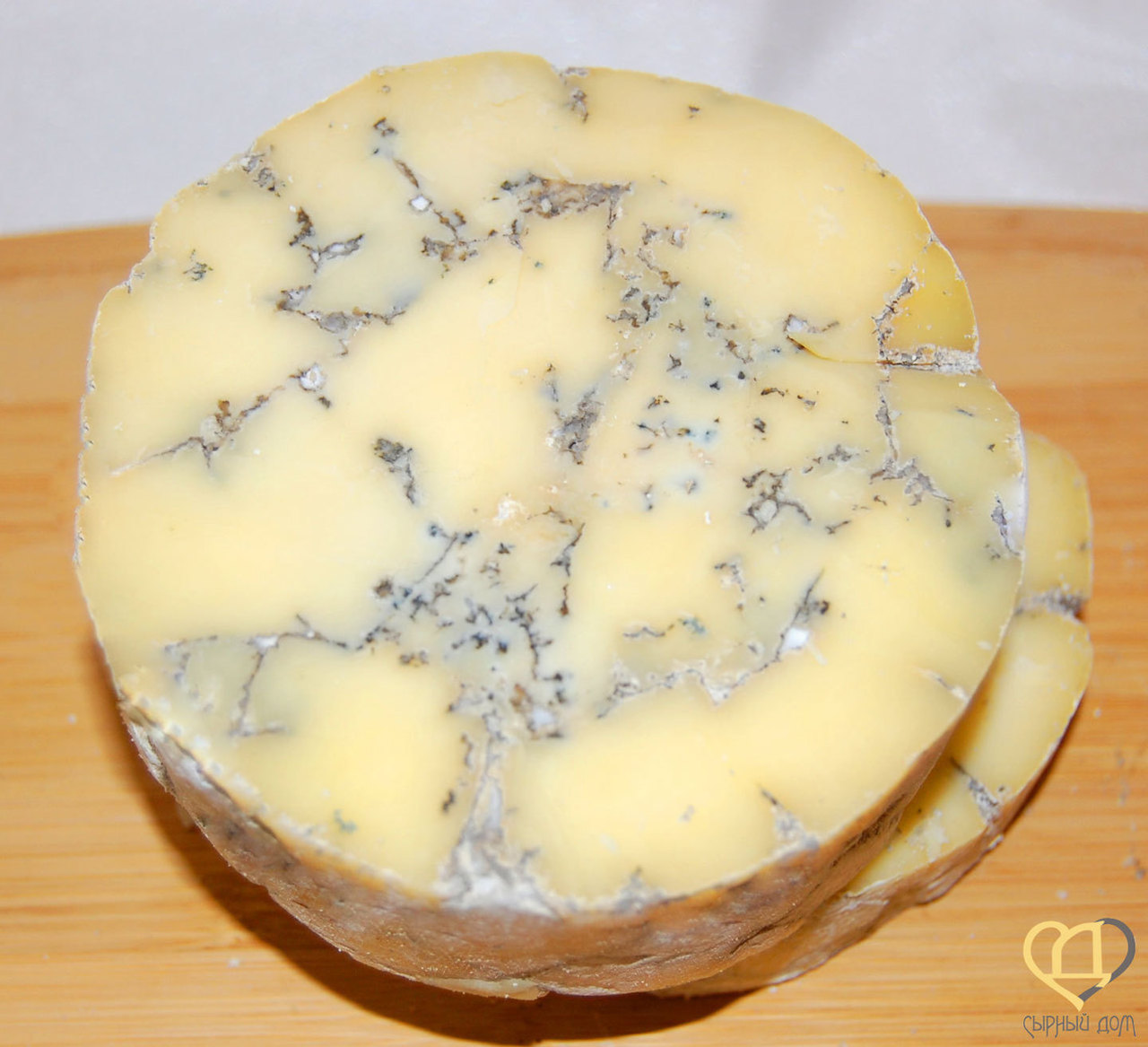 Как делается сыр. Домашний сыр приготовление. Вареный сыр. Твердый сыр в домашних условий. Сыры в домашних условиях.